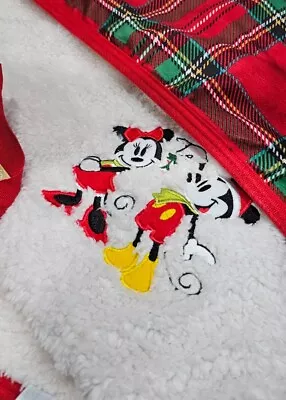 Disney Store Fleece Throw Plaid Polaire Mickey And Minnie Mistletoe NWT Rare New • $29.99