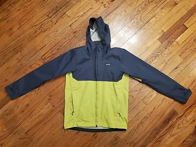 Patagonia Torrentshell Jacket (size Small) (dolomite Blue And Light Gecko Green) • $75