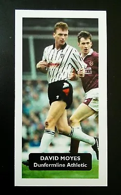 DUNFERMLINE ATHLETIC - DAVID MOYES - Score UK Football Trade Card  • £0.99