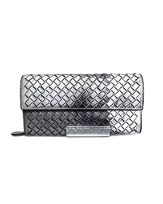 Pre Loved Bottega Veneta Black Leather Bi-Fold Wallet  -  Wallets • $752