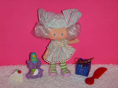 Vintage Strawberry Shortcake~ Party Pleaser ANGEL CAKE Doll & SOUFFLE SKUNK Pet~ • $99.99