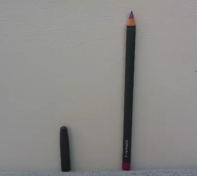 MAC Lip Pencil Lip Liner Shade: Heroine 1.45g / 0.05oz Brand New!  • $19.27