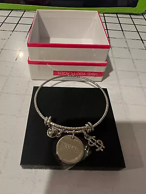 Mary Kay Bracelet  SELL  Charm With A Dollar Sign Charm • $20