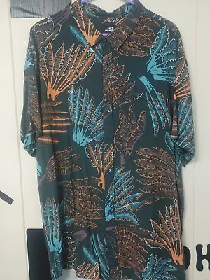 O'Neil MENS XXL BUTTON DOWN ALOHA PRINT SHIRT. RAYON. NEVER WORN. NO RESERVE • $0.01