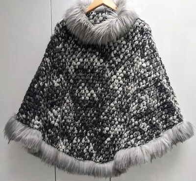 £19.99 • Buy Faux Fur Edged Cape / Poncho - 80% Wool