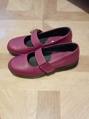 Ladies Ruby Wide Fitting Easy B Leather Shoes : Florence Size 7  • £19.99