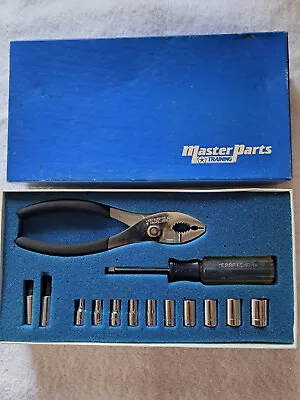 Chrysler Mopar Master Parts Award  Pliers & 1/4  Sockets • $29.99