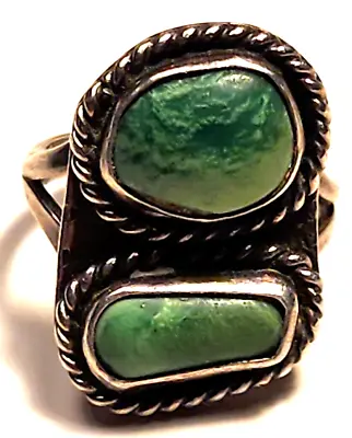VINTAGE GREEN TURQUOISE & SILVER RING HALLMARKED W K • $44.95