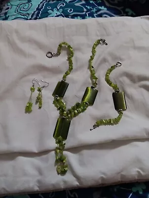 Vintage Olive Green Necklace Bracelet And Earrings • $8.38