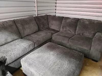 $800 • Buy Ashley Furniture Ballinasloe 3 Piece Sectional W/ Ottoman Living Room