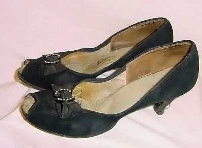 Vintage 40s Black Suede Open Toe Shoes Davoni 6 1/2 • $59.95