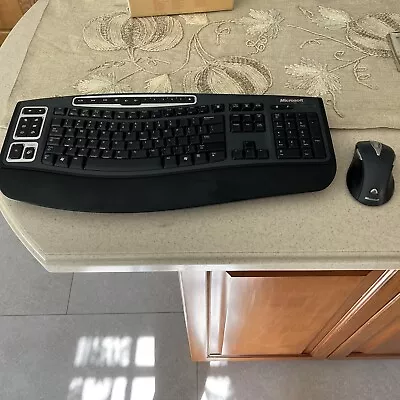 Microsoft Wireless Comfort Keyboard 5000 Model 1058 Mouse • $25.90