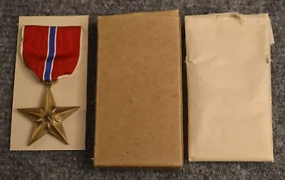 Original WWII Bronze Star Medal In Original 1944 Box • £23.74