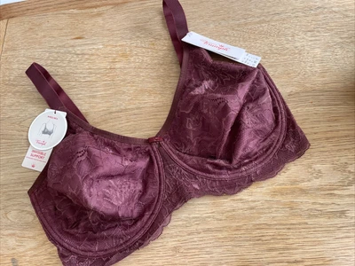 £14.99 • Buy Triumph Amourette Charm Underwired Bra 10199586 Full Coverage Decadent Size 38E