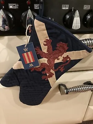 Scotland Flag / Lion Rampant Gauntlet/Oven Glove By Woven Magic • £22.95