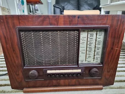 Vintage His Master's Voice Valves Tube Radio 1106 • £19.99