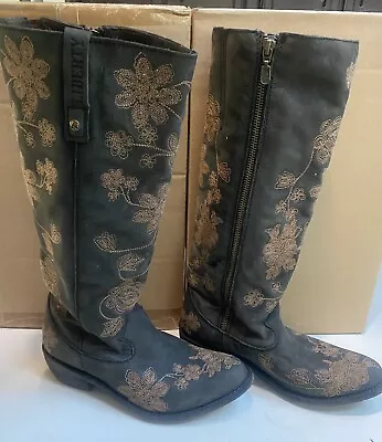 Liberty Black Handmade Cowboy Boots Women’s Size 8 • $55