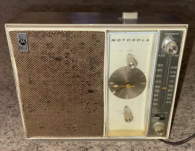 Vintage Motorola Model TC22EW Clock Radio Works • $30