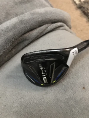 £85 • Buy TaylorMade SIM 2 Max 4 Hybrid / 22 Degree / Fujikura Ventus R  Graphite