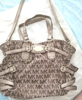 Michael Kors NWOT Gansevoort  Beige Brown Monogram Metallic  Large Tote Bag • $97.99