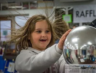 Van De Graaff Generator Motorised In Heavy Motor With All Practical Accessories • $195.80