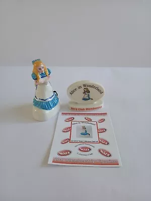 Wade Ceramic Ornament - Alice In Wonderland - 2010 Membership Piece • £4.99