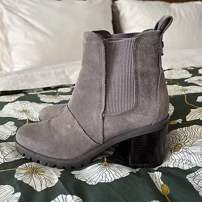 UGG Hazel Ankle Boots Mole Suede 1103766 Heel Waterproof Women's Size 9 • $80