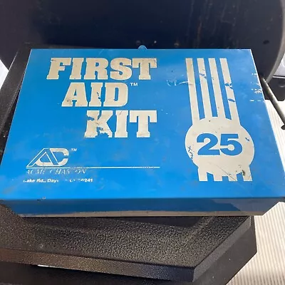 ￼ Vintage Blue Metal First Aid Box • $14