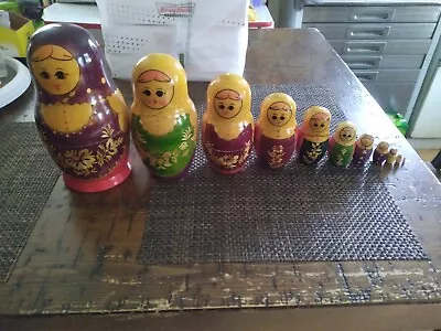 Vintage 11 Piece Nesting Dolls • $10