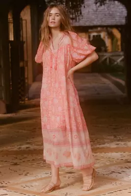 $100 • Buy Spell Love Story Short Sleeve Boho Dress Xs Nwt