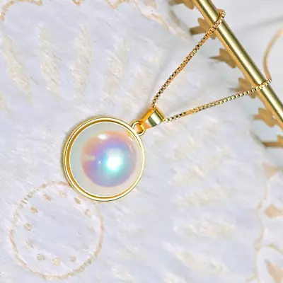 SeaShell Mabe Pearl Japanese White  Pendant Yellow Gold Plated Silver Free Chain • $23.46