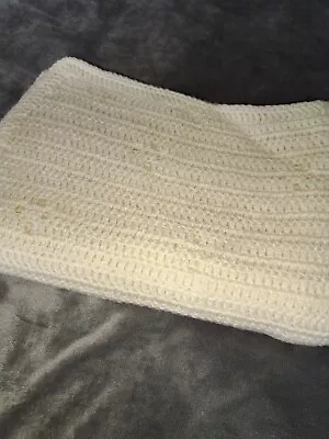 Beautiful Hand Knitted Cream Pram/cot Blanket • £8.50