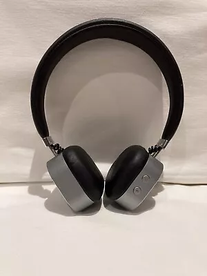 Merkury Bluetooth Headphones MI-BTH10 • $35