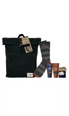 FATFACE Navy Large Rucksack/Backpack & Shampoo Bath Soak Soap & Socks BRAND NEW! • £14.50