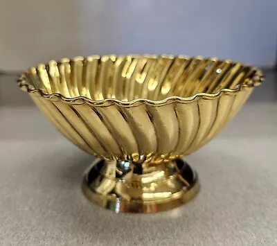 Pedestal Bowls Gold Tone Metal 4.75 D X 2.5 H New Vintage 1970's Era (Set Of 4) • $29.95