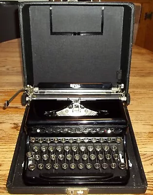 Vintage 1930's ROYAL Portable Touch Control Typewriter Model O W/ Case • $100