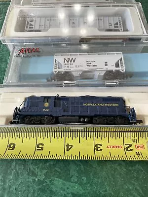 N Gauge Scale Blue Norfolk And Western #920 Locomotive Original Box W 3 Free Car • $33