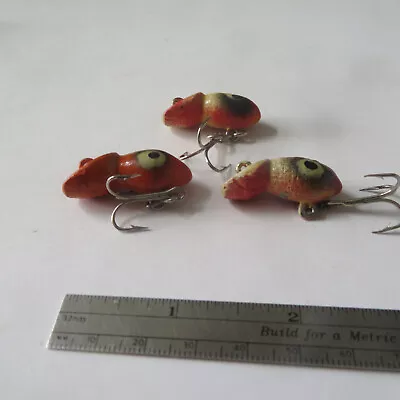 Fly Fishing Lure 3  Unknown Vintage Wood Poppers  2 @ 1¼  And 1 @ 13/8  • $2.99