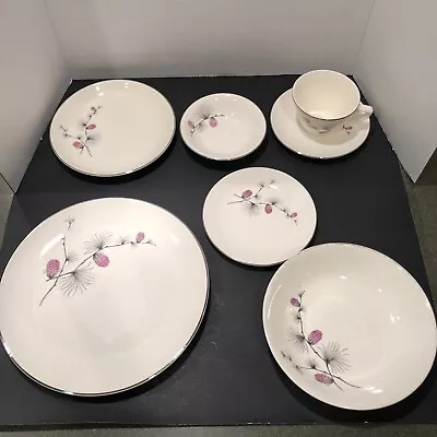 Vintage Canonsburg Pottery Wild Clover 7 Pc Place Setting (D) • $14.99