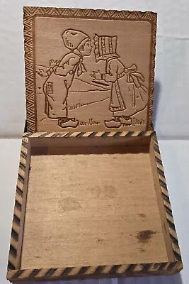 Vintage  Kissing Dutch Couple  Pyrography Trinket Box • $15