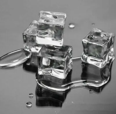 20pcs 2CM Artificial Acrylic Ice Cubes Wedding Party Display Crystal Clear Decor • £7.19