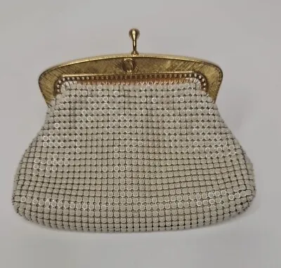 Oroton Coin Purse Beige Color 12cm X 9.5cm • $30