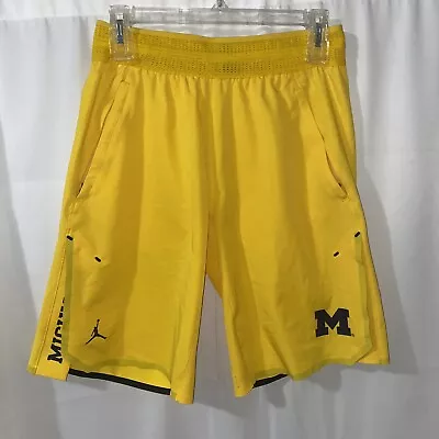 Michigan Wolverines NCAA Jordan Shorts Yellow Men’s Small • $22.50
