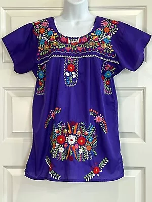 Embroidered Blouse Peasant Floral Mexican Blouse Hand Made Green Sz Small • $19.99