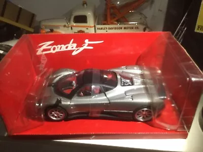 PAGANI  ZONDA  F 1:18  MONDO MOTORS RARE!!! $ 139.00 + Shipping • $139