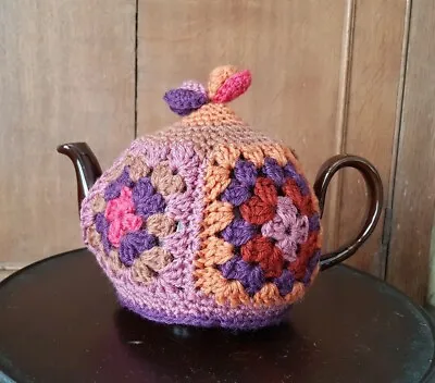 £10 • Buy Vintage Style  Tea Cosy  - Handmade - Crochet - Wool - Medium Size