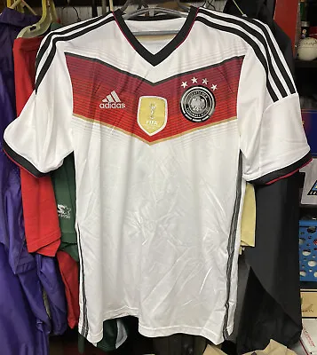 Adidas Mesut Ozil Germany Soccer Jersey  2014 FIFA World Cup Jersey Small • $89.99