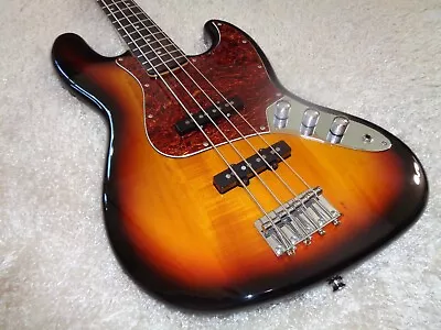 2015 Fender Squier Vintage Modified Jazz Bass Guitar 3 Tone Sunburst • $489.99