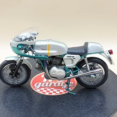 MINICHAMPS 1/12 DUCATI 750 SS Silver Blue Classic Bike Series No.75  122120750 • $350