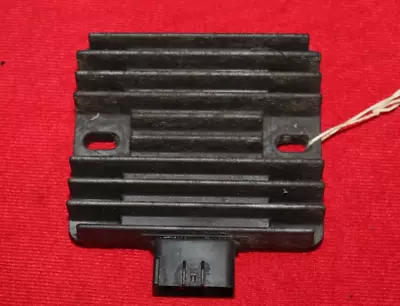 Yamaha Oem Voltage Regulator Rectifier 6S8-81960-00-00 68V-81960-00-00 • $39.95